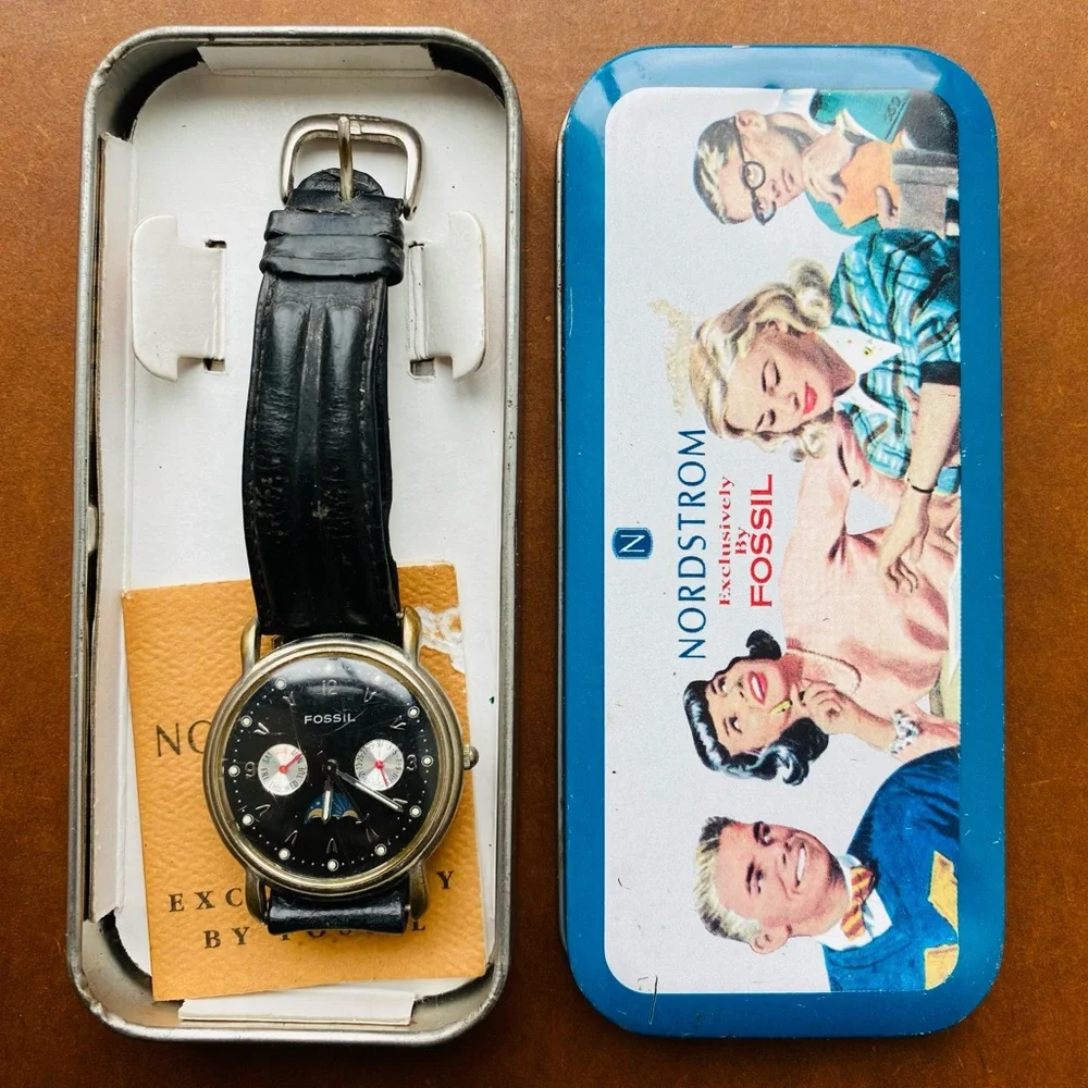 1994 FOSSIL CHRONOGRAPH MOON PHASE WATCH TG-4017